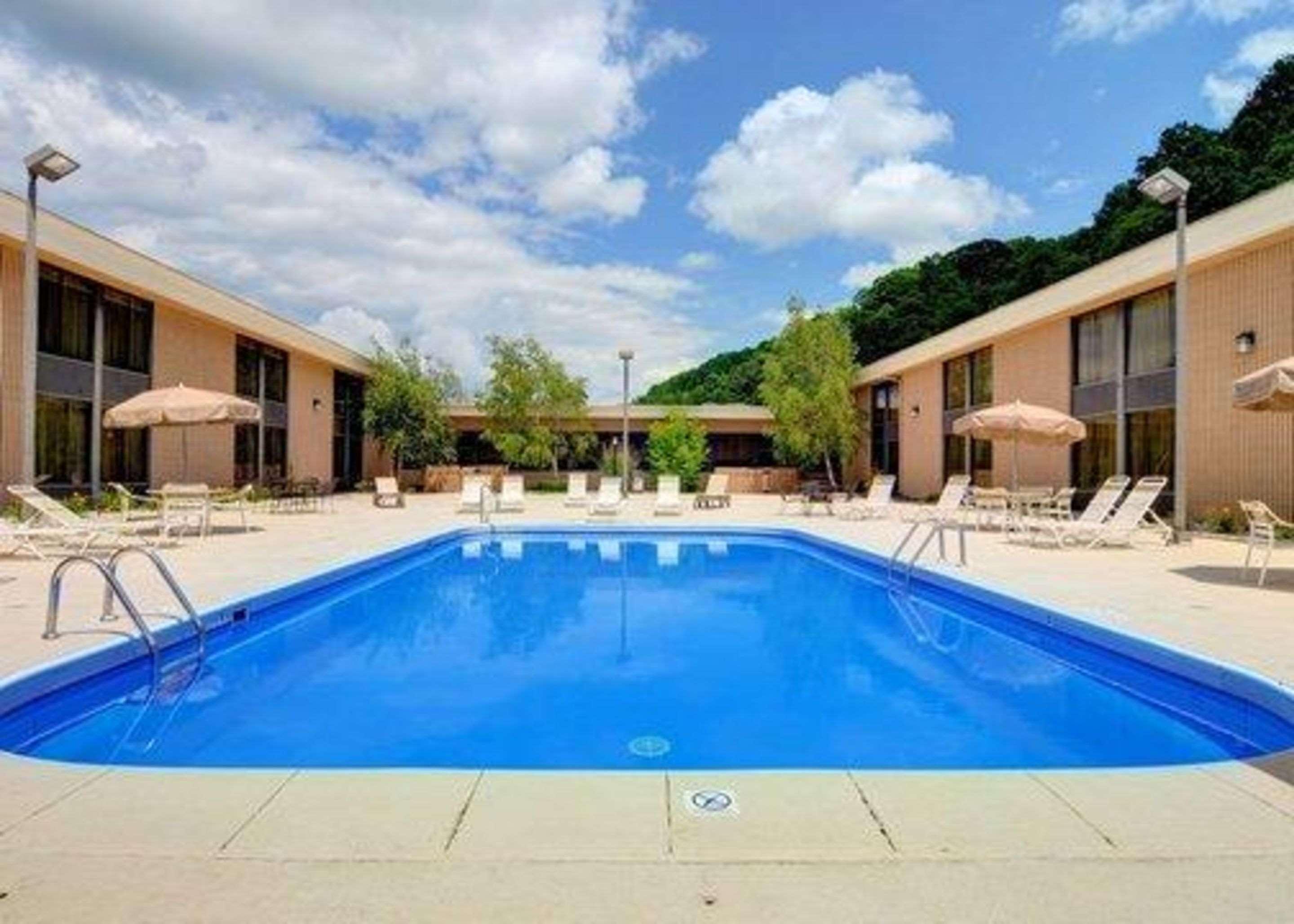 Quality Hotel And Conference Center Cumberland Heights Buitenkant foto